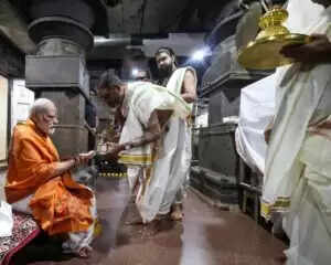प्रधानमंत्री मोदी की श्रीशैलम यात्रा: पूजा और आशीर्वाद का महत्व