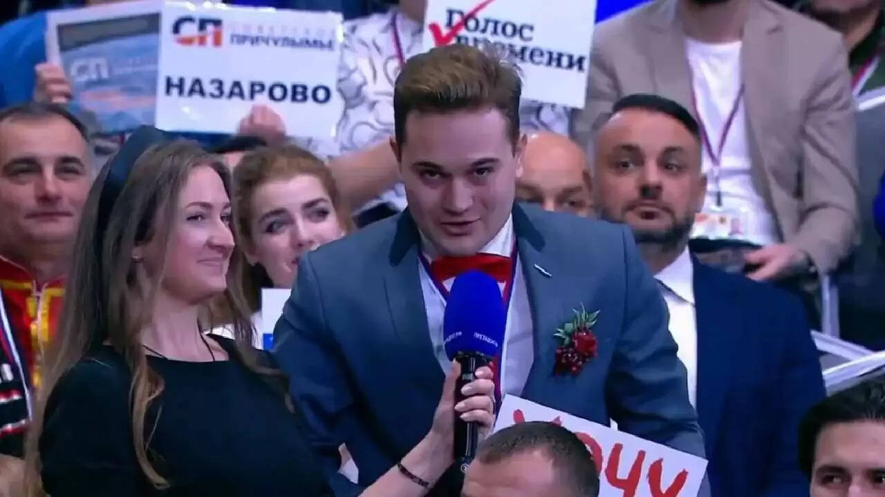 पुतिन की प्रेस कॉन्फ्रेंस में पत्रकार ने किया शादी का प्रस्ताव