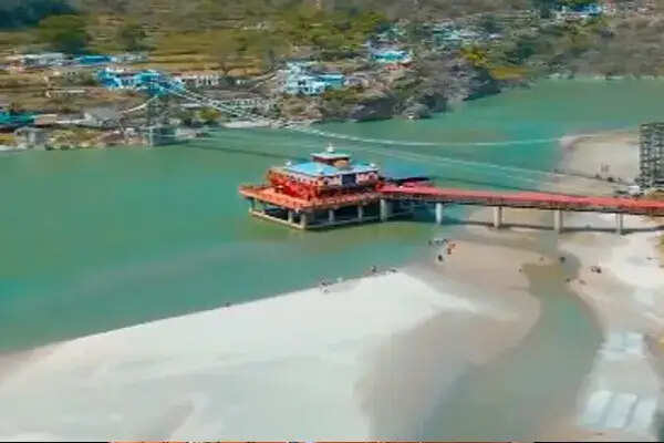 उत्तराखंड का रहस्यमय धारी देवी मंदिर: आस्था और चमत्कार का केंद्र