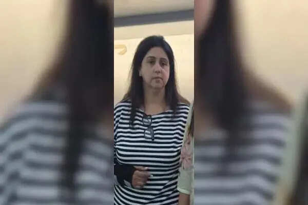 सीबीआई ने 23 साल से फरार मोनिका कपूर का अमेरिका से प्रत्यर्पण किया