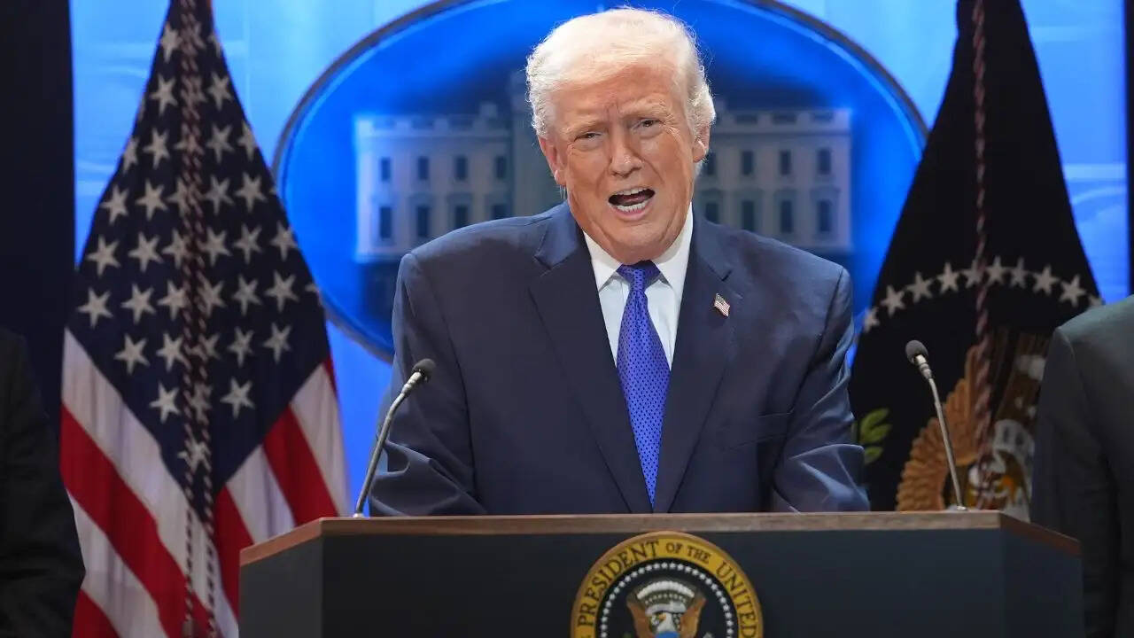 ईरान के खिलाफ अमेरिका की सैन्य रणनीति पर संकट: ट्रंप के दावे हुए गलत साबित