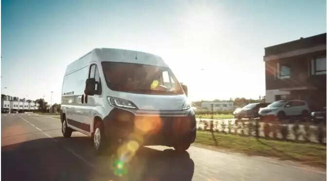 बंगलूरू में बख्तरबंद वैन से 7.1 करोड़ की चोरी, नकली आरबीआई अधिकारी बने लुटेरे