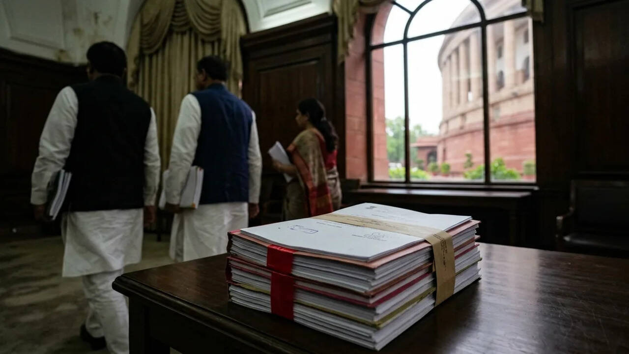 आवास मंत्रालय ने 2025-26 के बजट का 99.78% किया उपयोग, लेकिन कुछ योजनाओं में खर्च शून्य