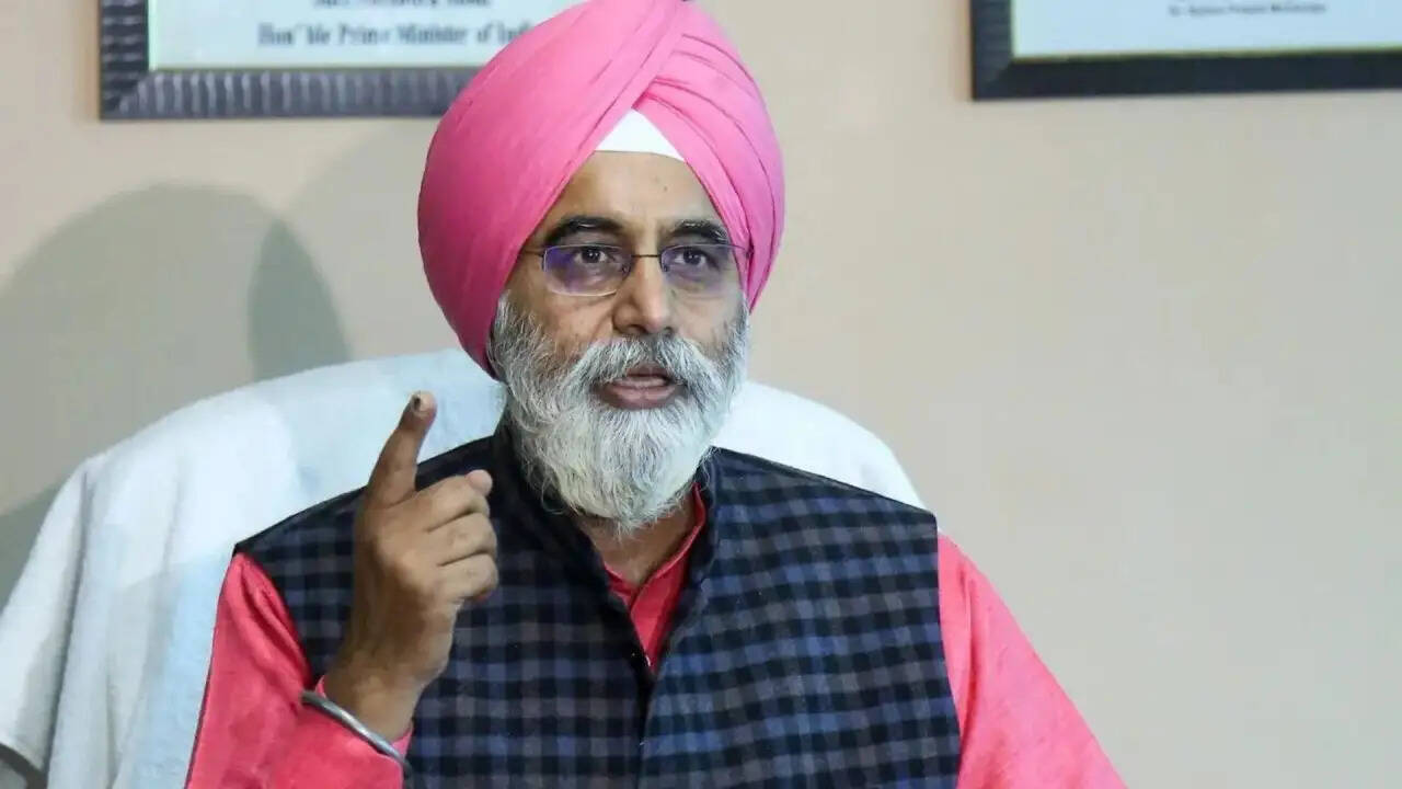 दिल्ली के मेयर कार्यालय को मिला धमकी भरा ईमेल, सुरक्षा बढ़ाई गई