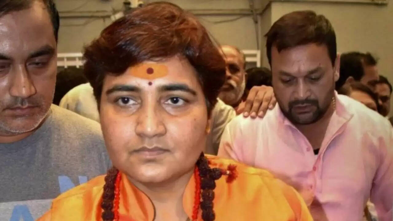 साध्वी प्रज्ञा ने मालेगांव ब्लास्ट केस में लगाए गंभीर आरोप