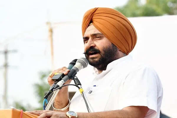 पंजाब के सन्नौर से AAP विधायक हरमीत सिंह पठानमाजरा बलात्कार के आरोप में गिरफ्तार