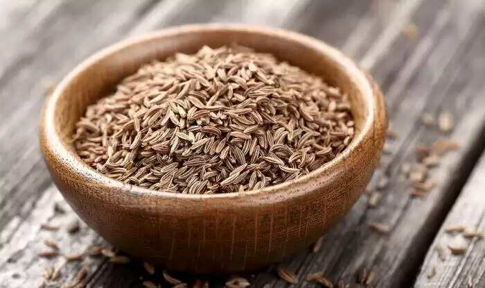 जीरे के स्वास्थ्य लाभ: जानें कैसे यह घरेलू उपायों में सहायक है