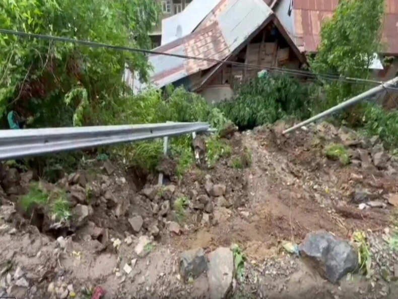 जम्मू-कश्मीर में भारी बारिश से बांदीपुरा में बाढ़ जैसी स्थिति