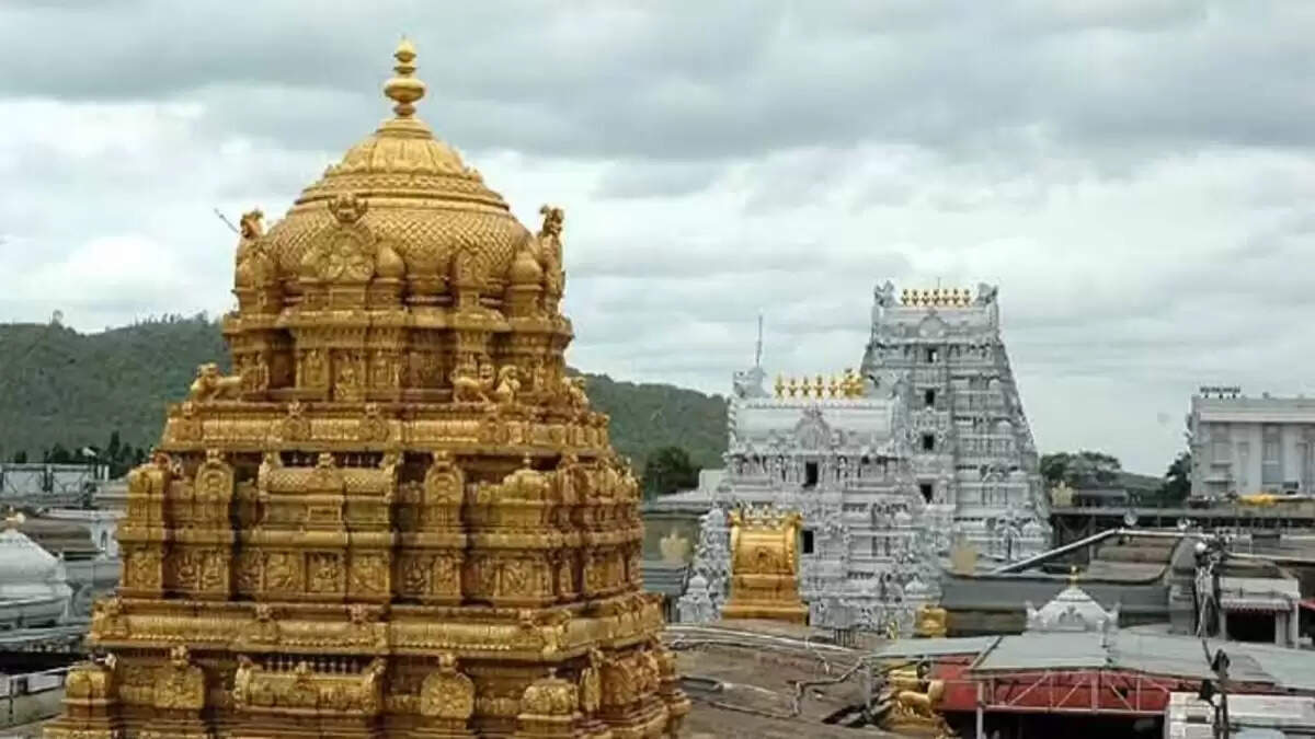 तिरुपति बोर्ड ने चर्च जाने पर अधिकारी को निलंबित किया