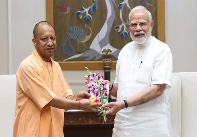 योगी आदित्यनाथ का 54वां जन्मदिन: नेताओं ने दी शुभकामनाएं
