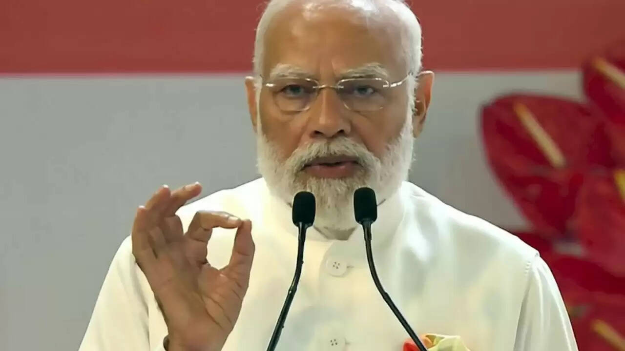 प्रधानमंत्री मोदी ने वंदे मातरम के 150 वर्ष पूरे होने पर समारोह का उद्घाटन किया