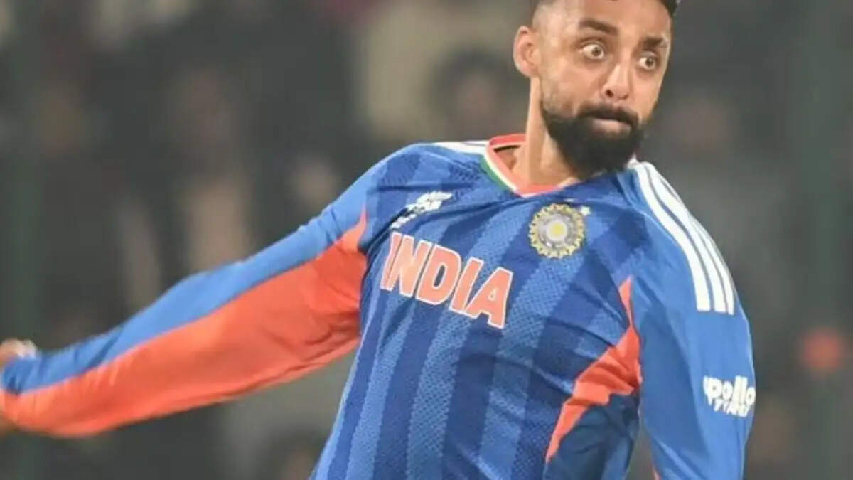 वरुण चक्रवर्ती का खुलासा: हर मैच में कहर के पीछे है ये खास इंसान