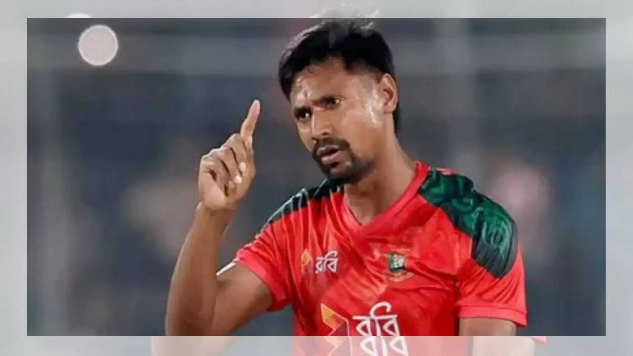 IPL 2026 में KKR ने मुस्तफिजुर रहमान को बाहर किया, जानें इसके पीछे की वजहें