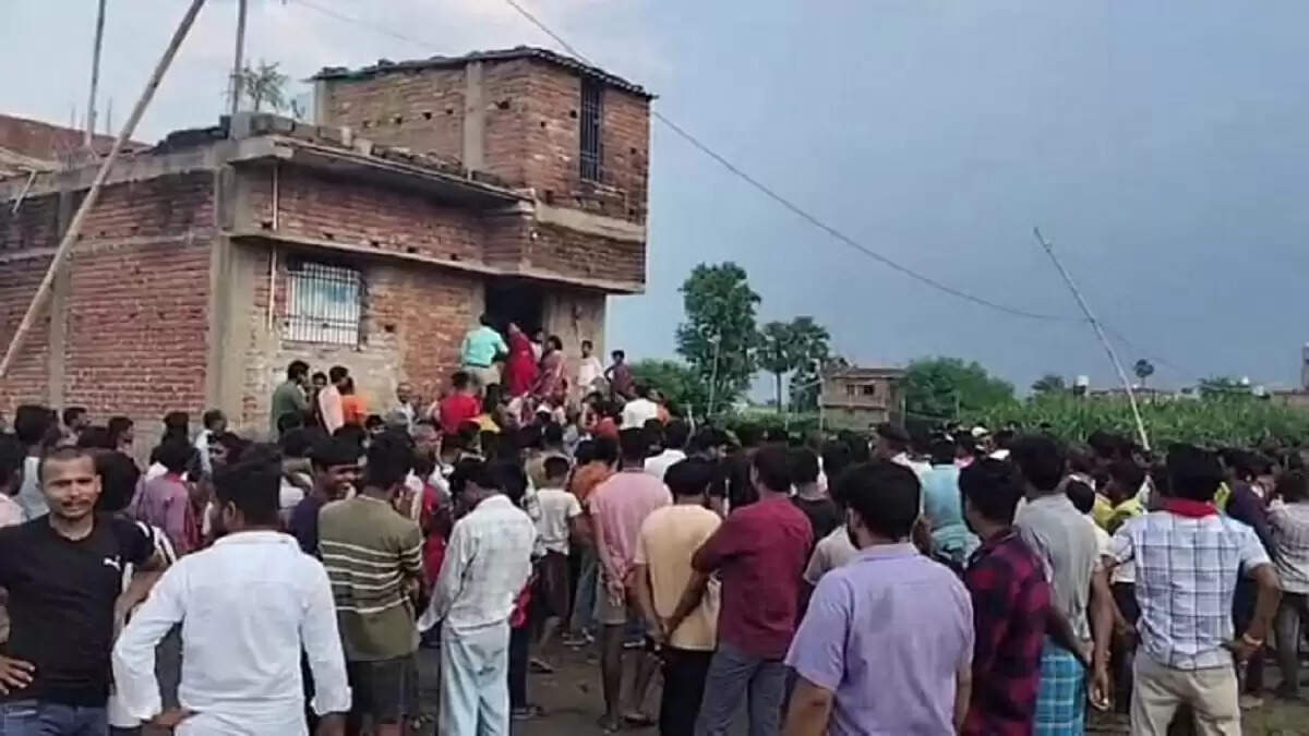 पटना में नर्स के दो बच्चों की हत्या, तेजस्वी यादव ने सरकार पर साधा निशाना