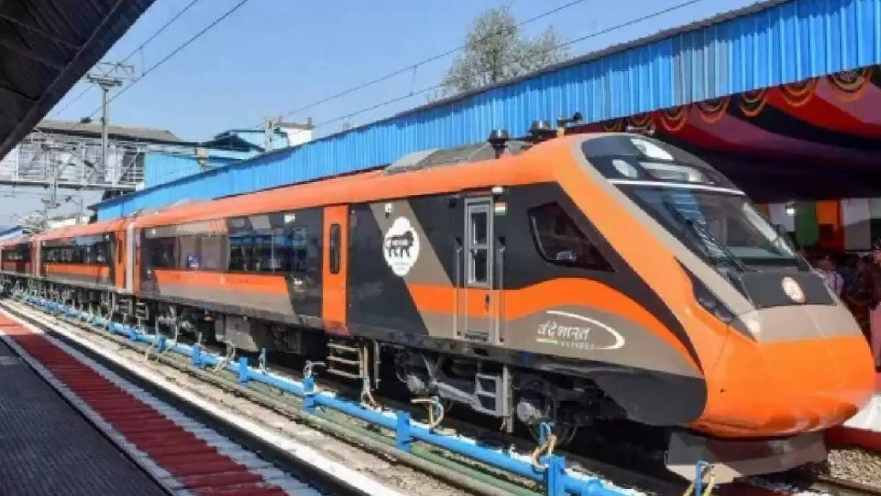 भारतीय रेलवे की पहली वंदे भारत स्लीपर एक्सप्रेस: नई यात्रा का अनुभव