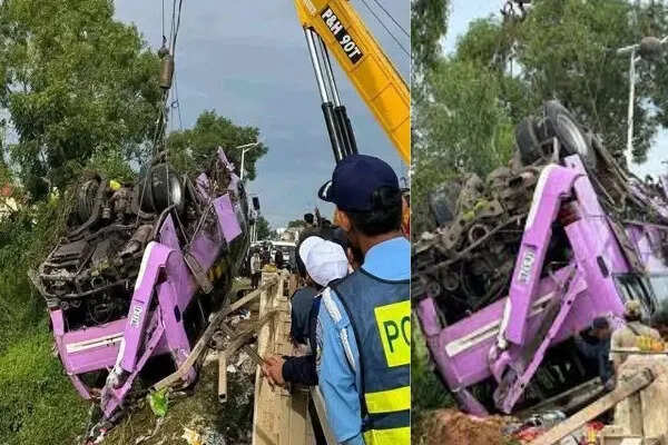 कंबोडिया में बस दुर्घटना: 13 लोगों की जान गई