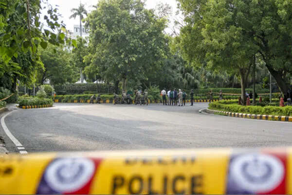 दिल्ली पुलिस ने वर्क-फ्रॉम-होम जॉब घोटाले में चार ठगों को पकड़ा