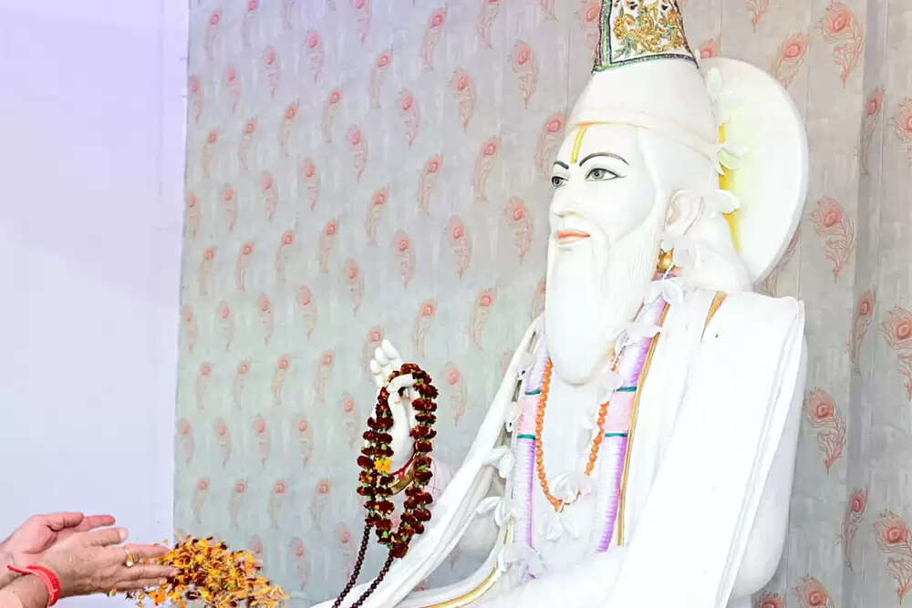 संत कबीरदास: एक महान कवि और समाज सुधारक