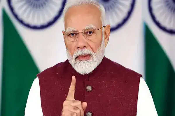 प्रधानमंत्री मोदी ने नीदरलैंड में वैश्विक संकटों पर चिंता व्यक्त की