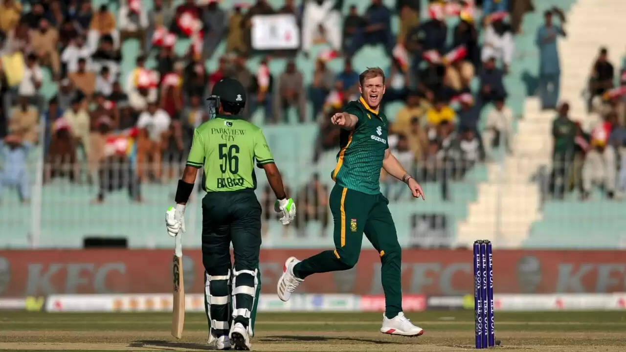 बाबर आजम का संघर्ष: क्या खत्म हो गया उनका क्रिकेट करियर?