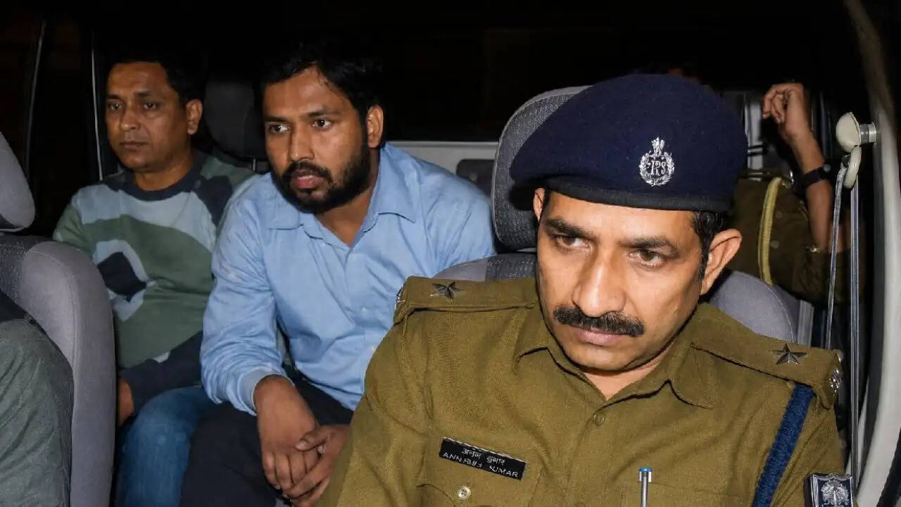 पटना में खान सर का विवाद: कोचिंग संस्थानों के बीच हिंसा और गिरफ्तारी की कार्रवाई
