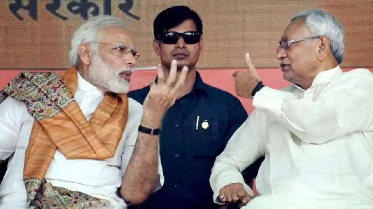 बिहार विधानसभा चुनाव 2025: एनडीए में सियासी टकराव बढ़ा