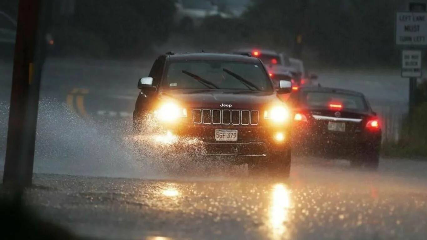 चंडीगढ़ में भारी बारिश का अलर्ट, स्कूल बंद