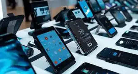 भारत ने स्मार्टफोन निर्यात में नया मील का पत्थर पार किया