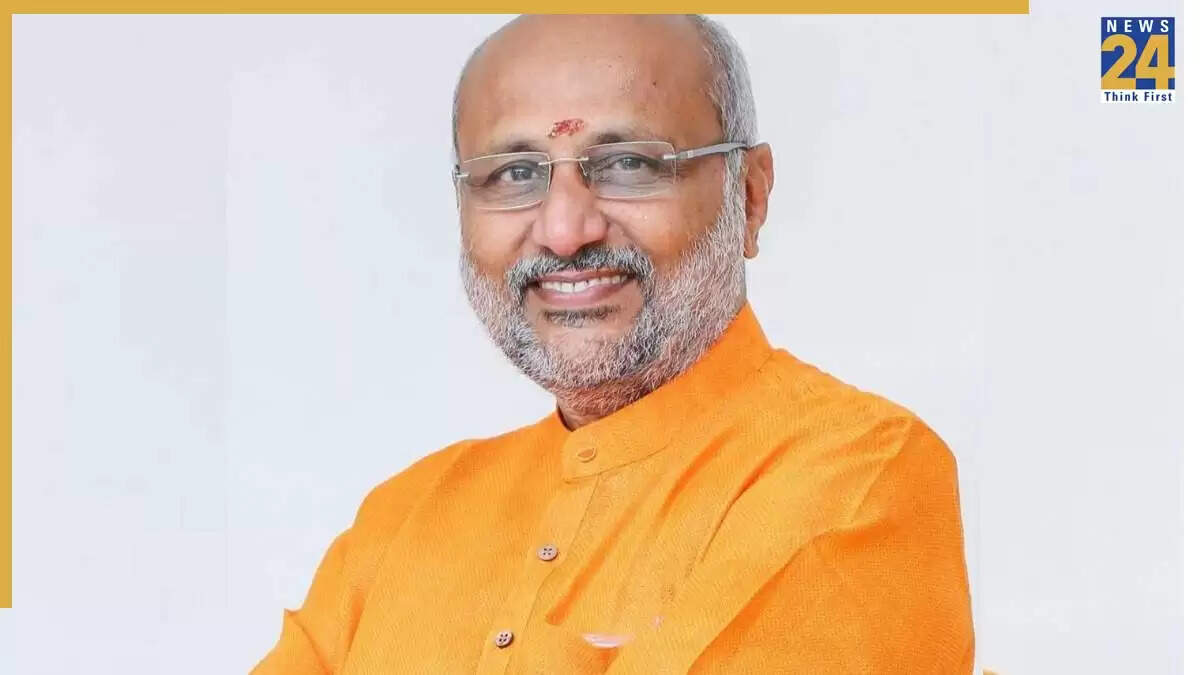 सीपी राधाकृष्णन बने भारत के 15वें उपराष्ट्रपति, चुनाव में मिली बड़ी जीत
