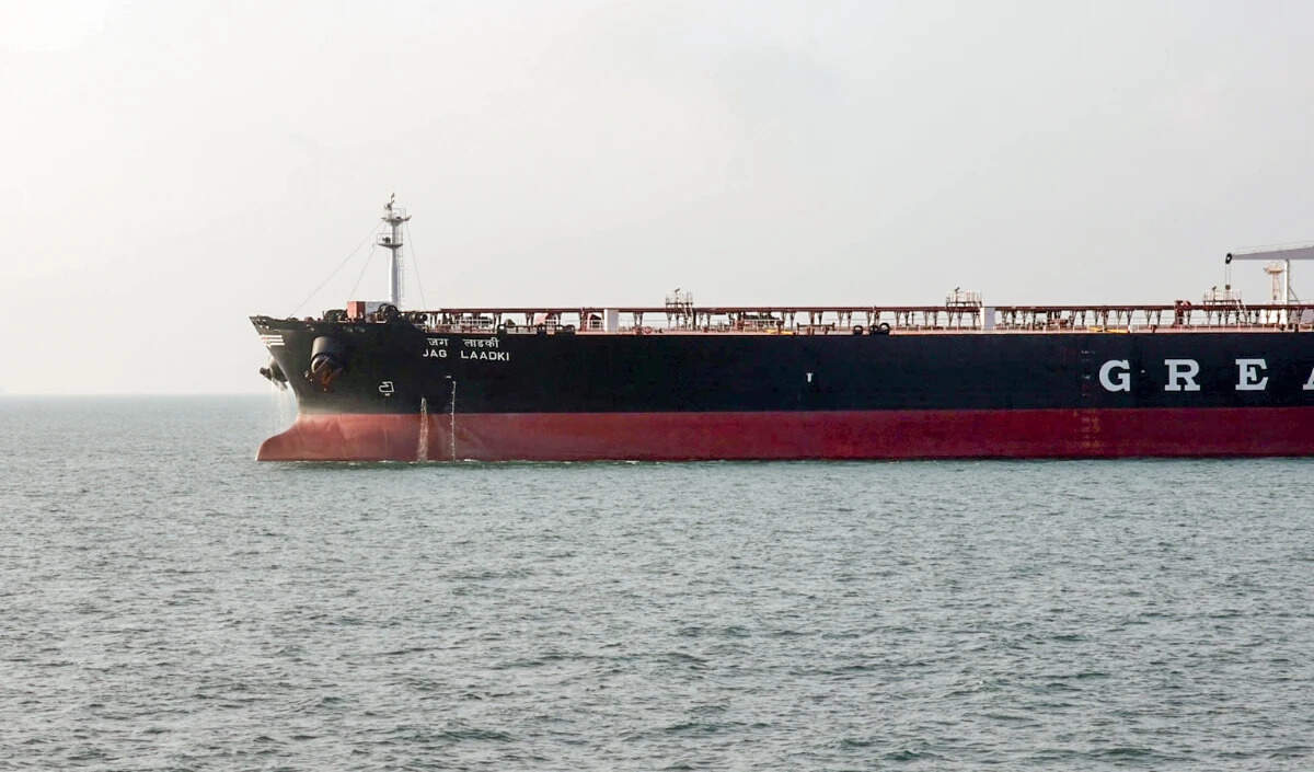 ईरान की नई घोषणा: होर्मुज जलडमरूमध्य से गुजरने के लिए तालमेल आवश्यक