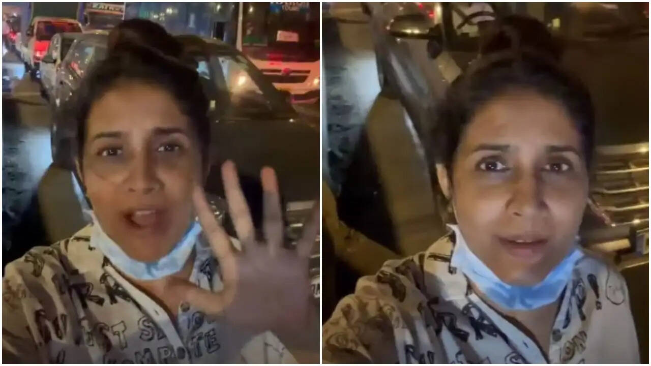 मुंबई-पुणे रूट पर ट्रैफिक जाम में फंसी सोनाली कुलकर्णी