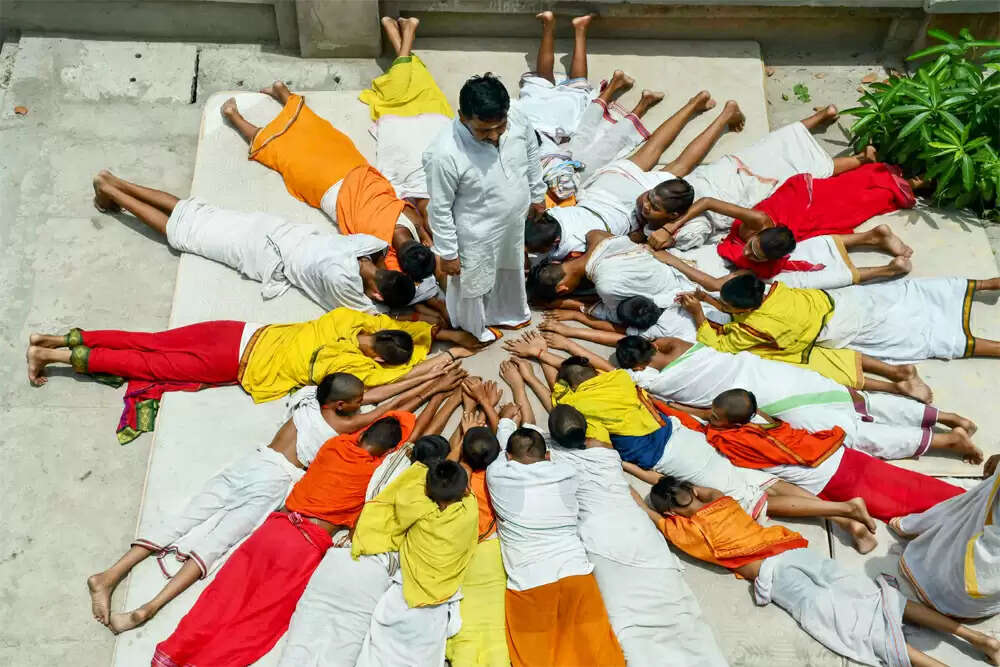 गुरु पूर्णिमा: भारतीय संस्कृति में गुरु का महत्व