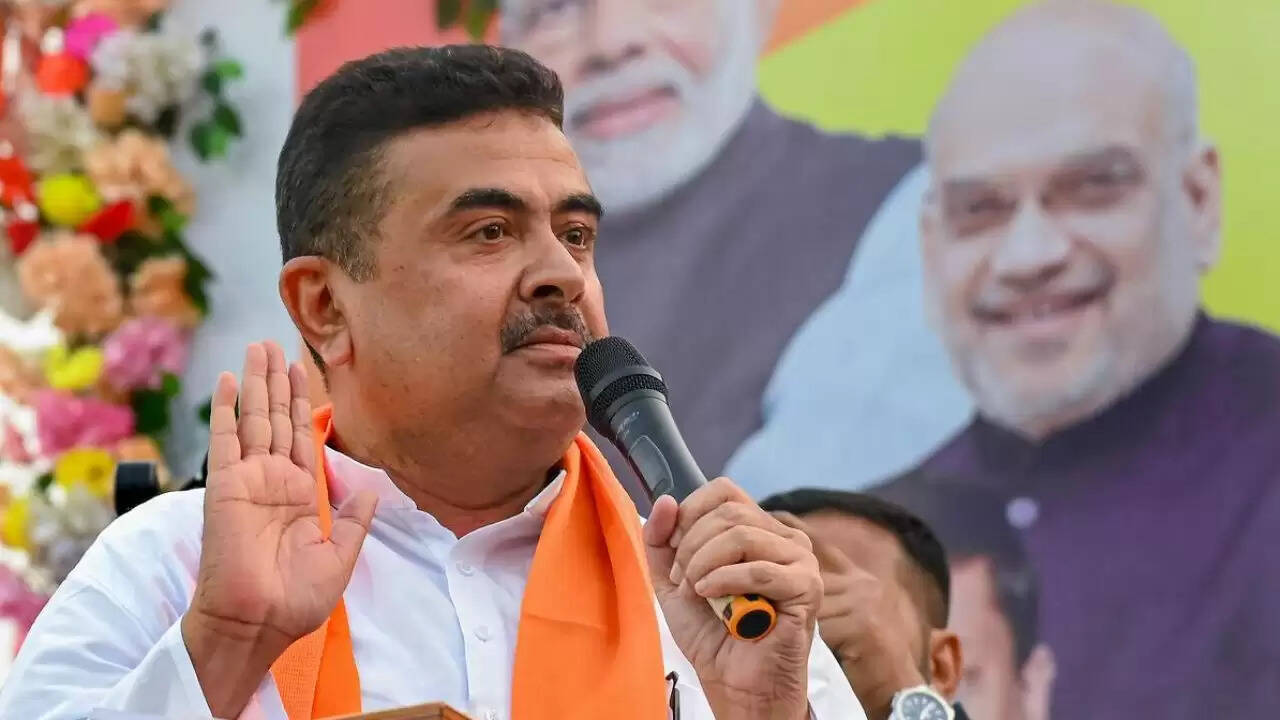 सुवेंदु अधिकारी का गुस्सा: चुनावी रैली में विरोध का सामना