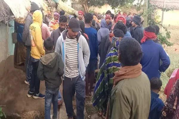 झारखंड में एक परिवार के चार सदस्यों की हत्या से मचा हड़कंप