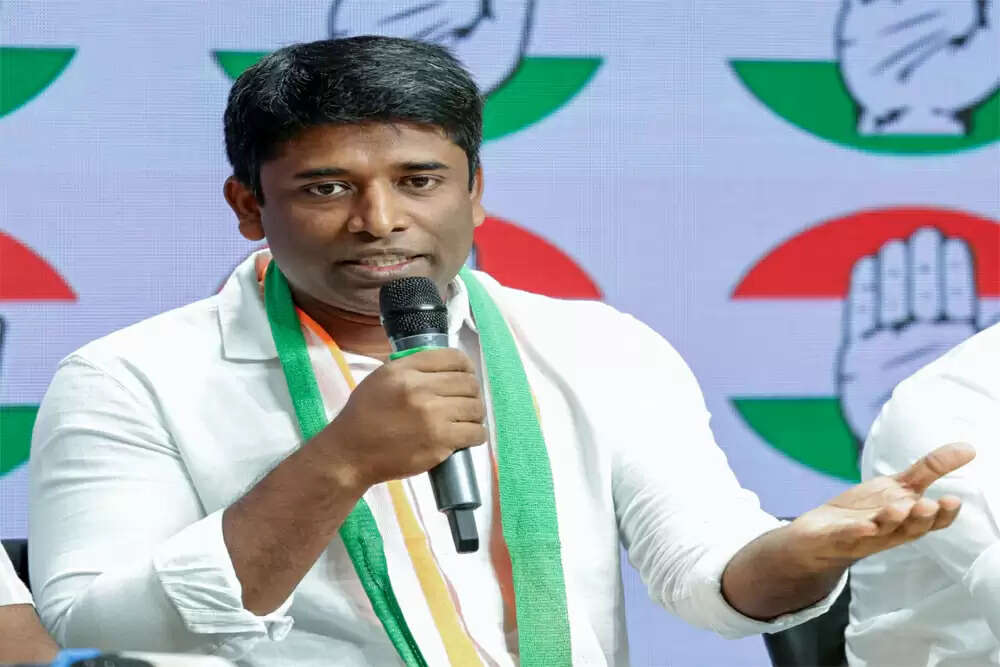 कांग्रेस में शामिल हुए आईएएस अधिकारी कन्नन गोपीनाथन का इस्तीफा अभी तक लंबित