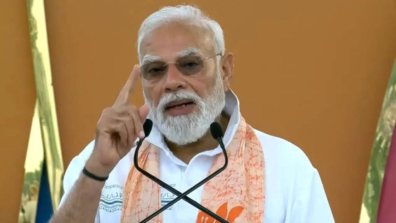 कोलकाता में अंतरराष्ट्रीय योग दिवस पर पीएम मोदी का संबोधन
