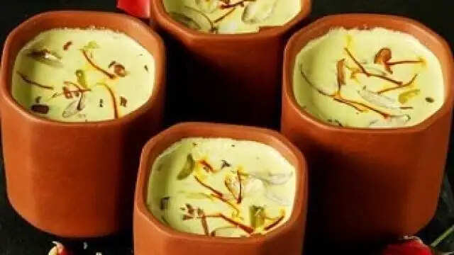 गर्मियों में ठंडाई के स्वास्थ्य लाभ