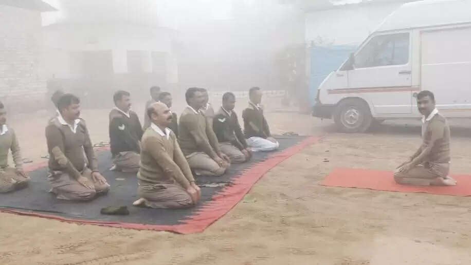 योगाभ्यास से जवानों को स्वस्थ जीवन की ओर प्रेरित किया गया