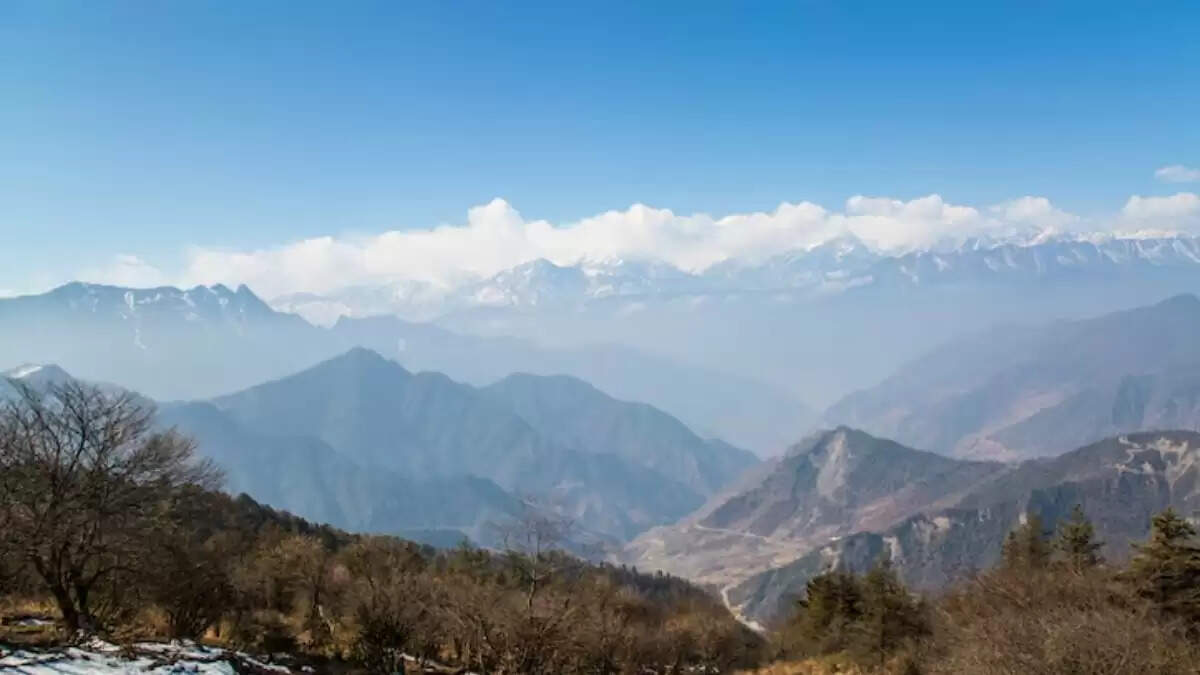 रानीखेत के आसपास के बेहतरीन हिल स्टेशनों की खोज