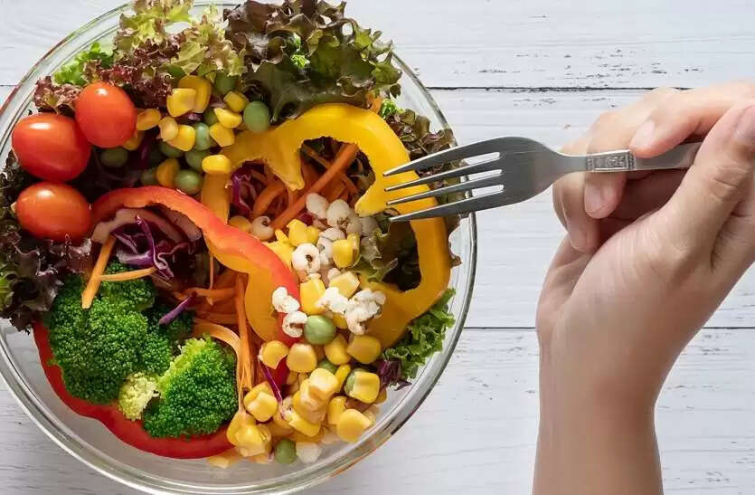 स्वास्थ्य के लिए आवश्यक 13 विटामिन: जानें कैसे करें इनका सेवन