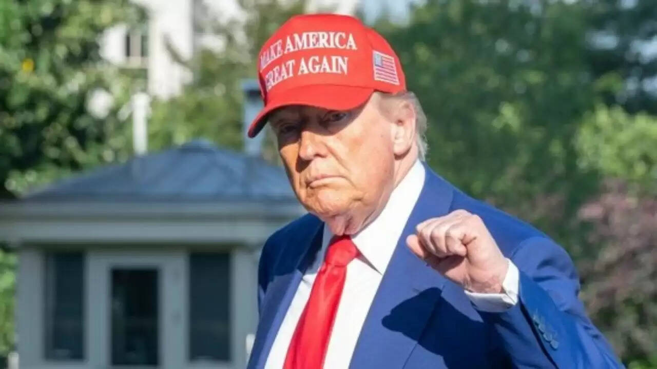 डोनाल्ड ट्रंप का नया शांति योजना: रूस-यूक्रेन संघर्ष को समाप्त करने की कोशिश