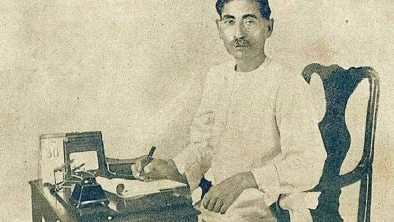 मुंशी प्रेमचंद की पुण्यतिथि: हिंदी साहित्य के महानायक का योगदान
