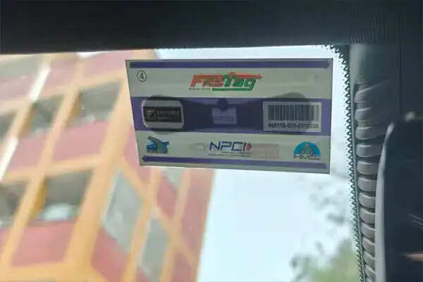 साइबर ठगी से बचें: FASTag रिचार्ज करते समय रखें इन बातों का ध्यान