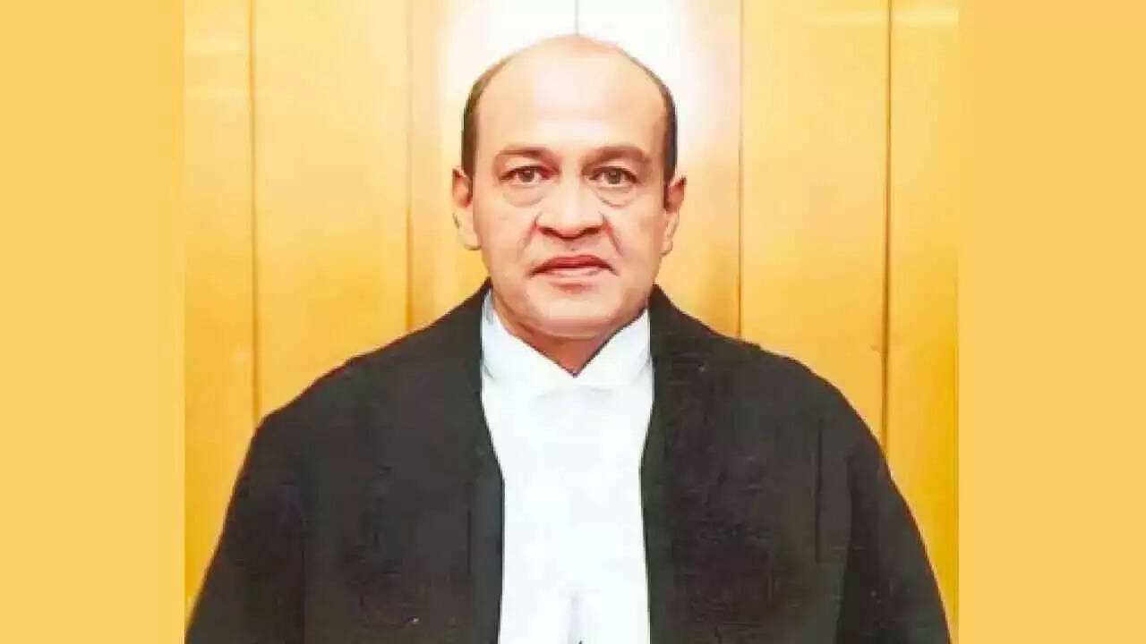 इलाहाबाद हाई कोर्ट के जज के खिलाफ निष्कासन प्रस्ताव: सुप्रीम कोर्ट में याचिका दायर