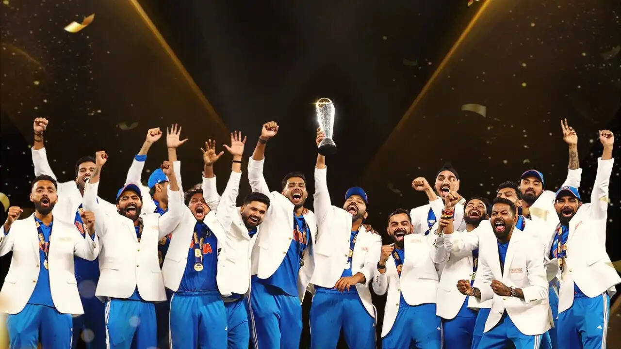 ICC रैंकिंग में भारतीय क्रिकेट टीम का दबदबा: वनडे में नंबर-1 और टेस्ट में तीसरे स्थान पर