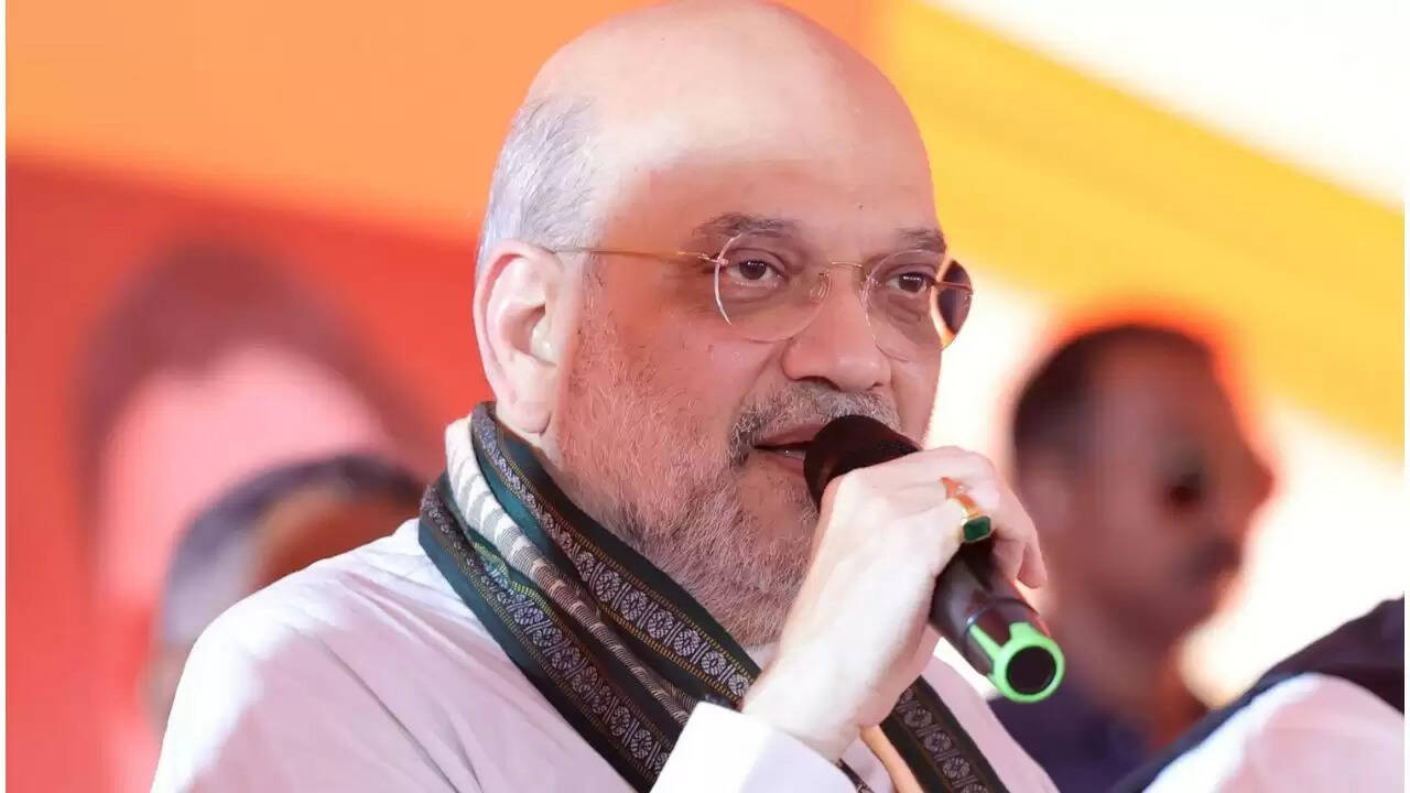 अमित शाह का बस्तर दौरा: नक्सलवाद समाप्त करने का संकल्प