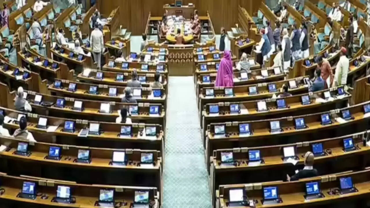 भारत की संसद में विशेष सत्र: महिला आरक्षण और परिसीमन विधेयक पर चर्चा