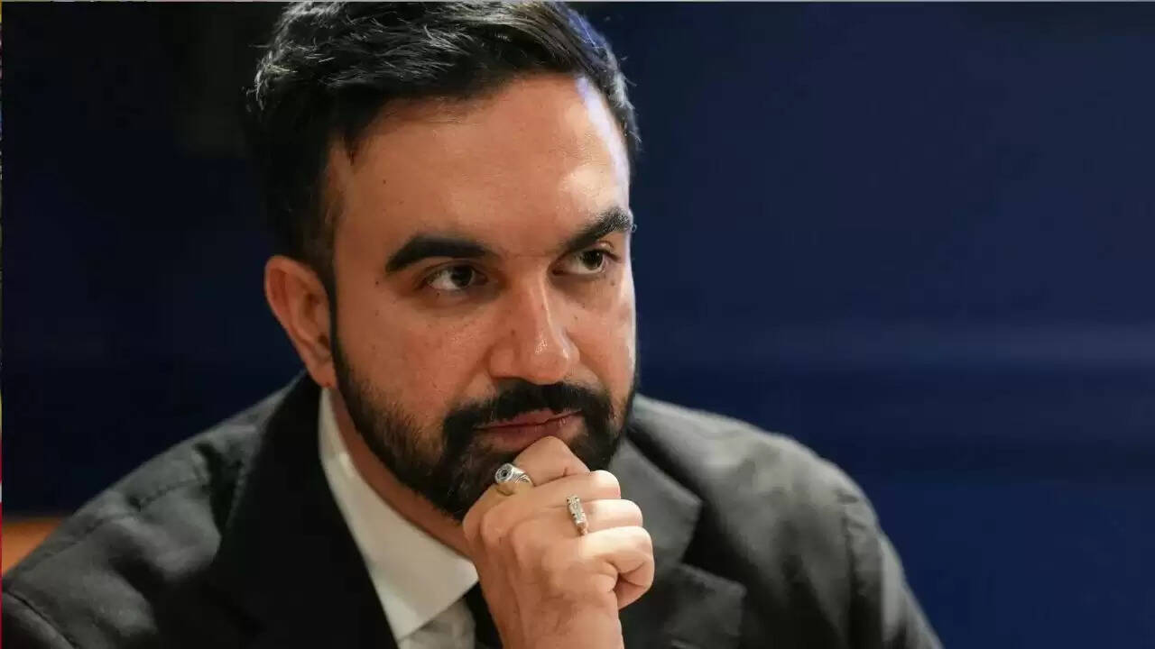 मुंबई में बीजेपी नेता के विवादास्पद बयान पर सियासी हलचल