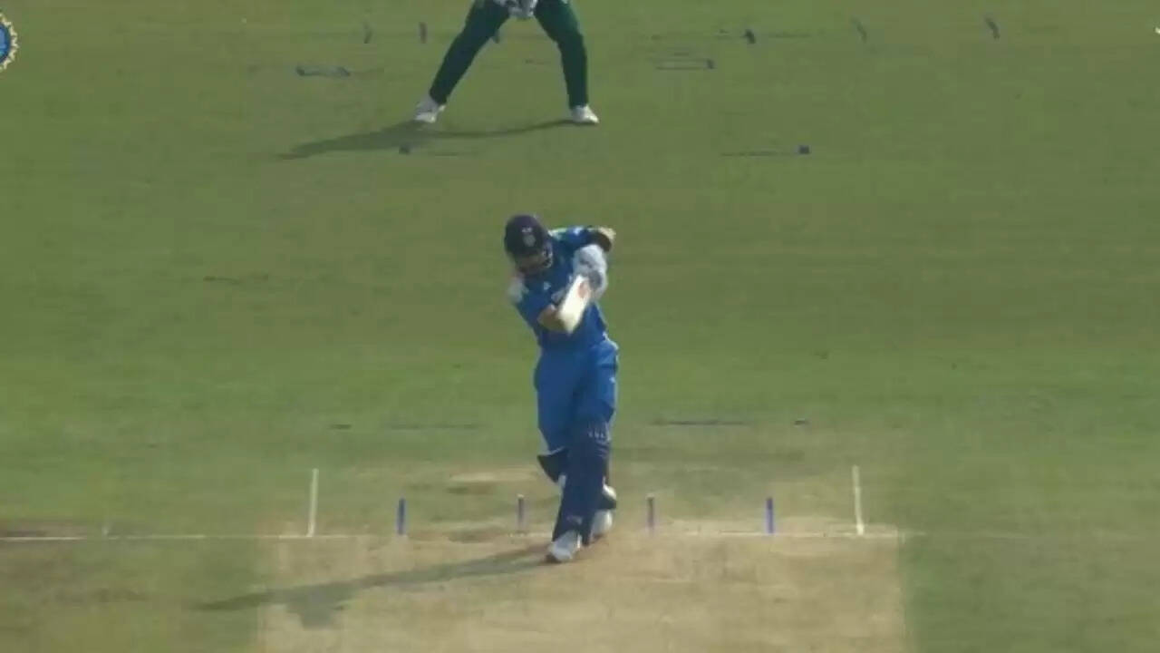 भारत और साउथ अफ्रीका के बीच दूसरे वनडे में विराट कोहली का शानदार आगाज