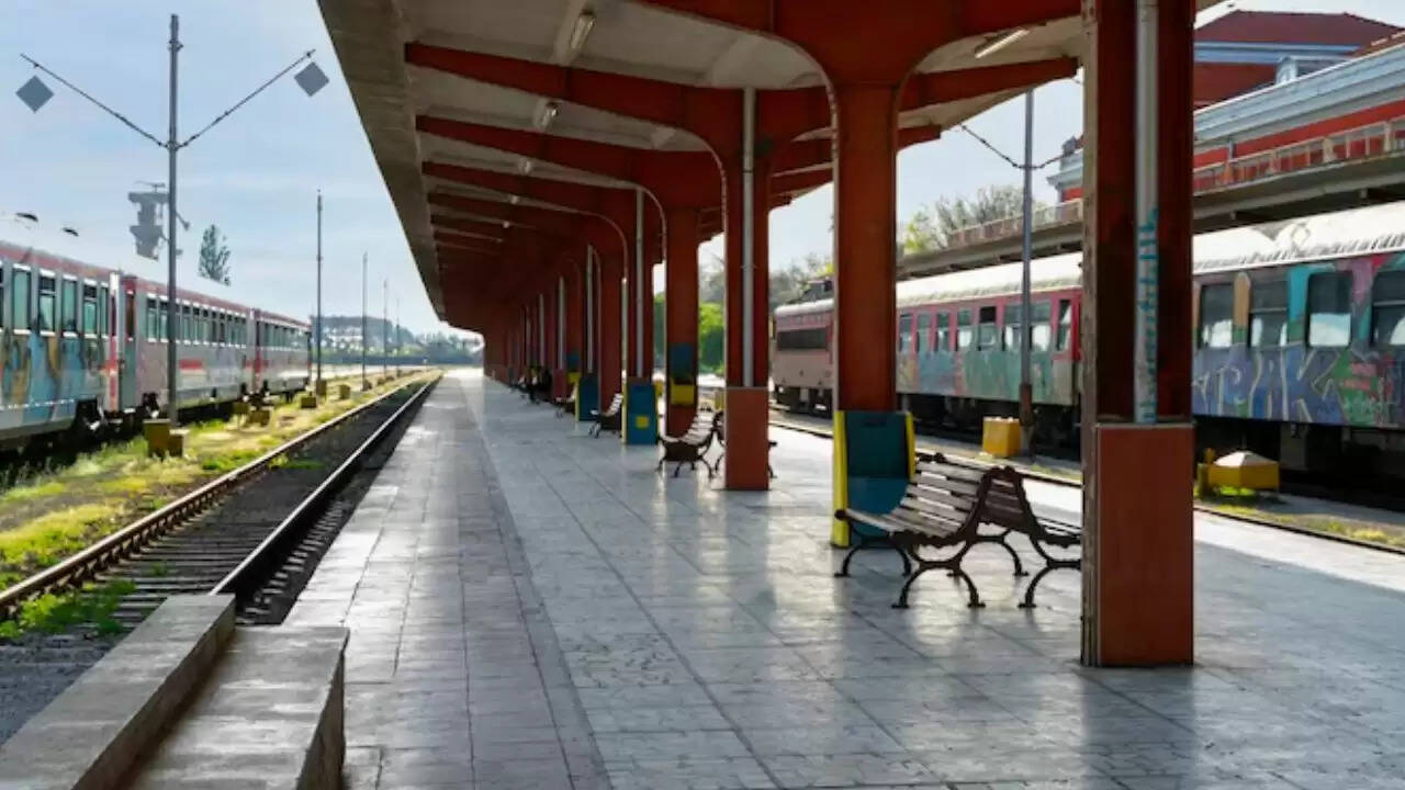 लखनऊ से कानपुर यात्रा में तेजी, ट्रेनें अब 120 किमी प्रति घंटे की रफ्तार से चलेंगी